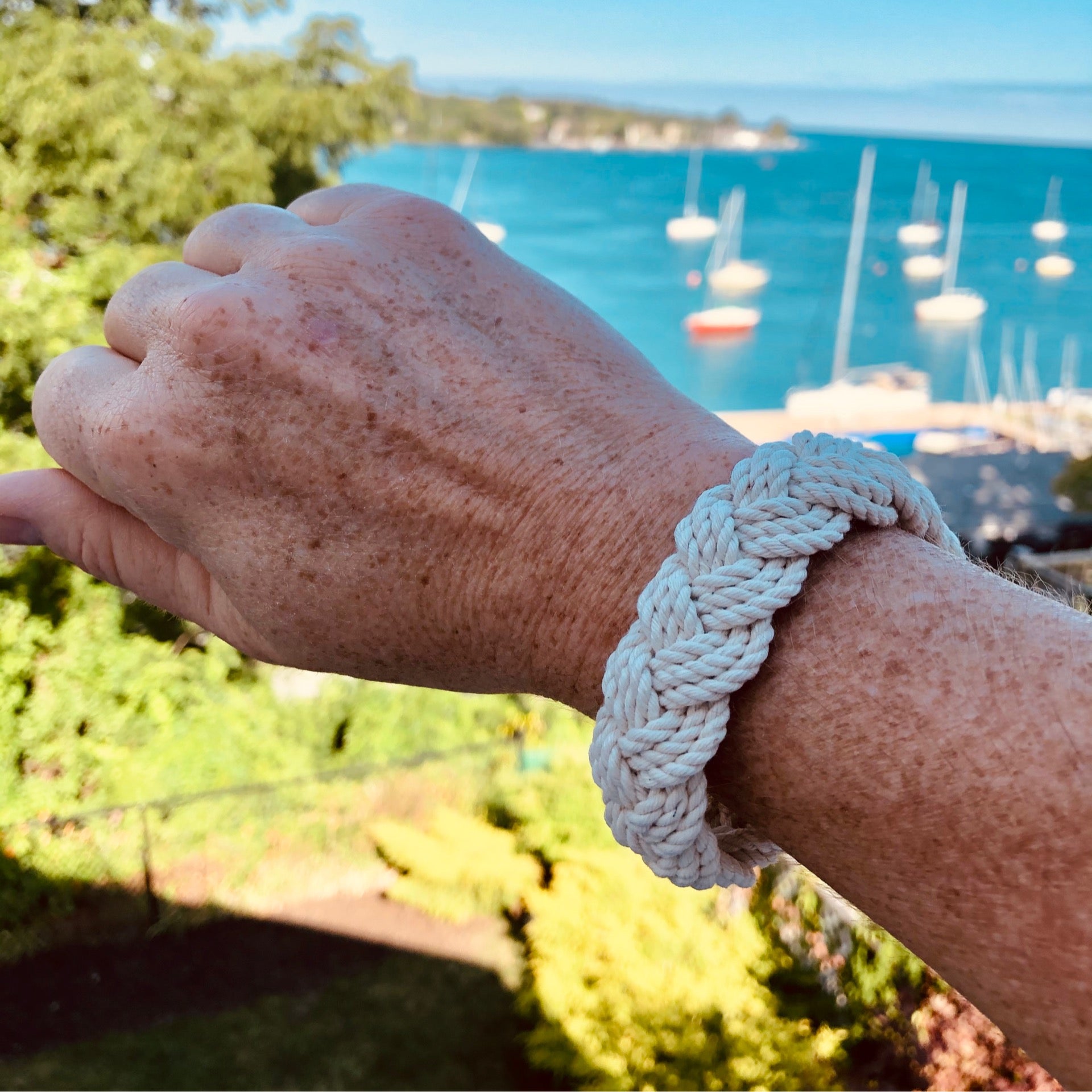 White sailor on sale knot bracelet